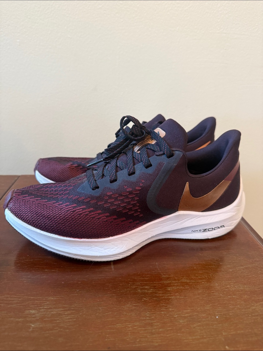 Nike Women’s Air Zoom Winflo Maroon/Gold Running Shoes